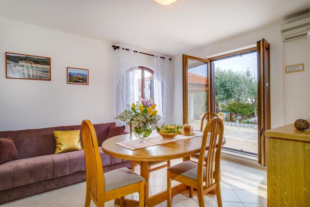 Apartments Franjo Mali Lošinj Kültér fotó