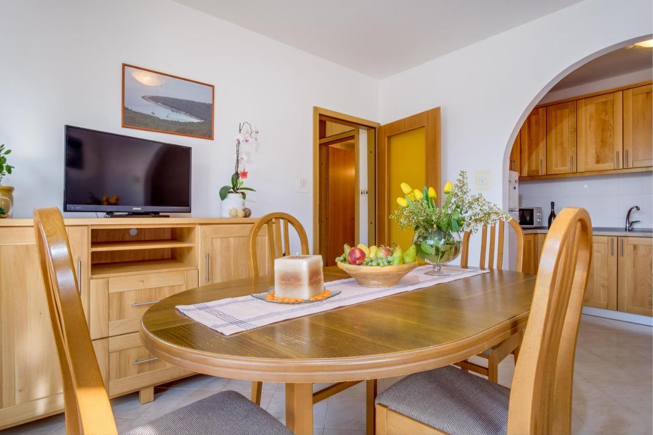 Apartments Franjo Mali Lošinj Kültér fotó