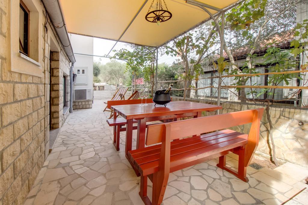 Apartments Franjo Mali Lošinj Szoba fotó