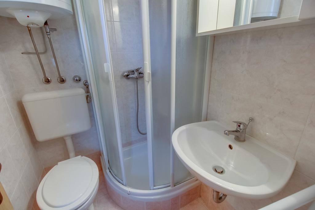 Apartments Franjo Mali Lošinj Szoba fotó