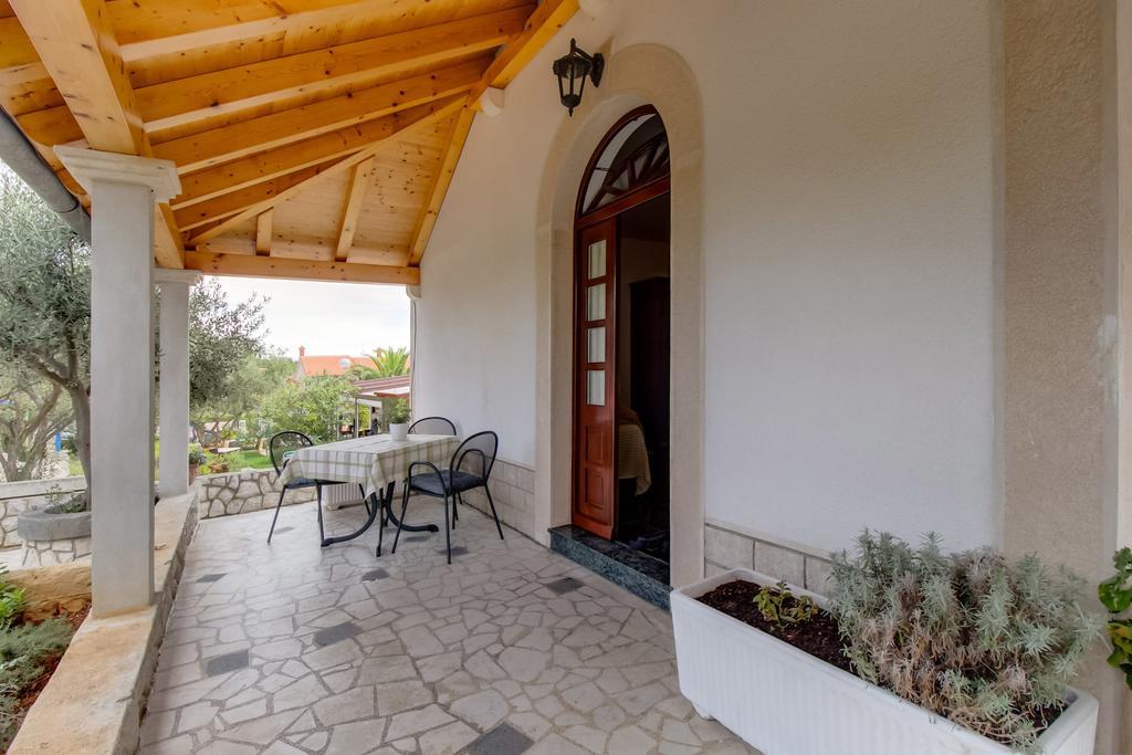 Apartments Franjo Mali Lošinj Szoba fotó